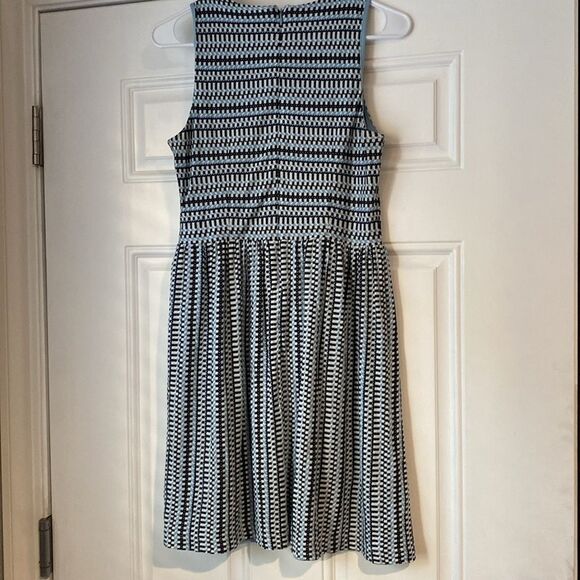 Loft Blue and White Printed Midi Sleeveless Dress Size Small - Picture 11 of 13